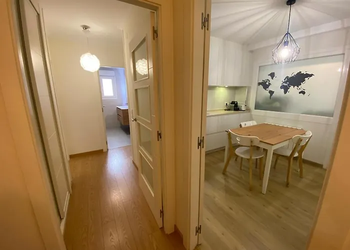 Апартаменти Fares *